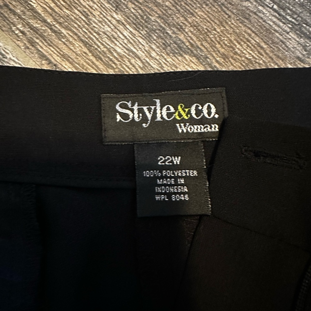 Style & Co 22W - Picture 5 of 8